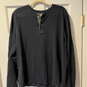 North Face Long-Sleeve Shirt